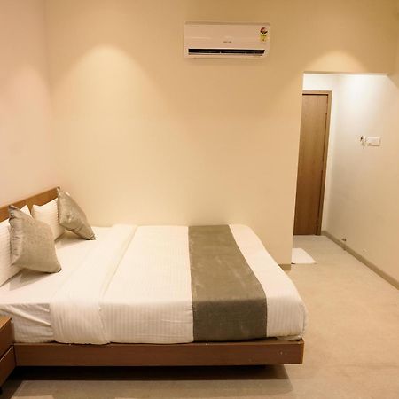 A Square Executive Hotel Aurangabad  Zewnętrze zdjęcie