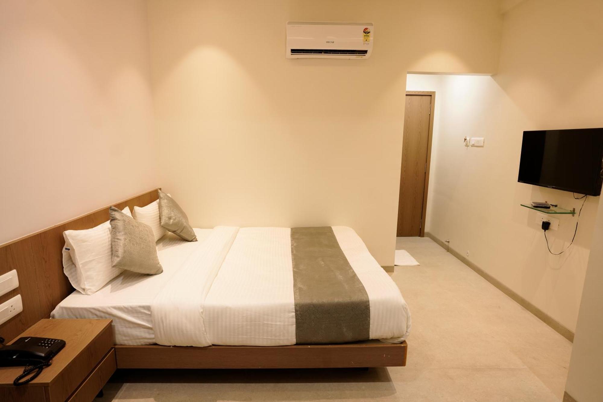 A Square Executive Hotel Aurangabad  Zewnętrze zdjęcie